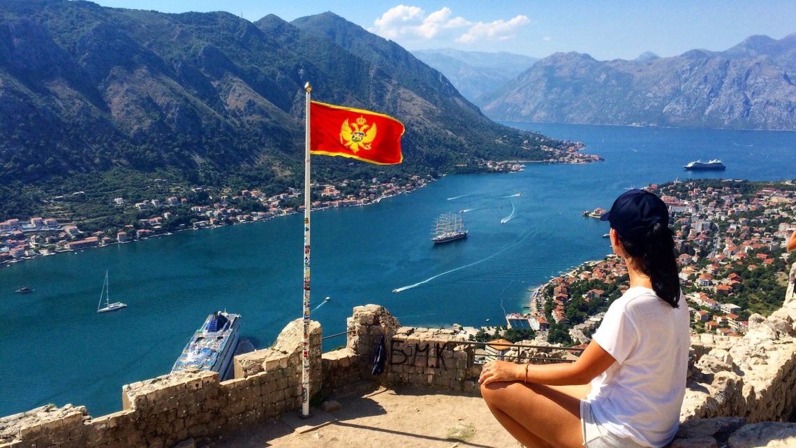Черногория пускает россиян без визы в 2024 году