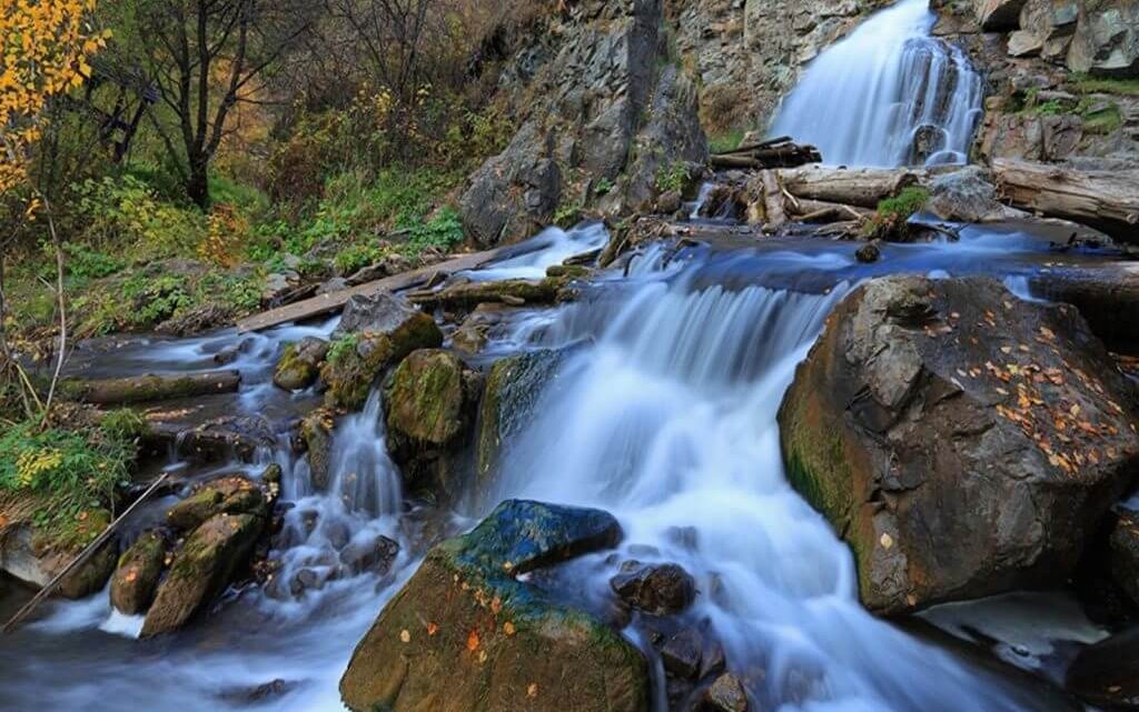 Камышлинский водопад: Жемчужина Горного Алтая