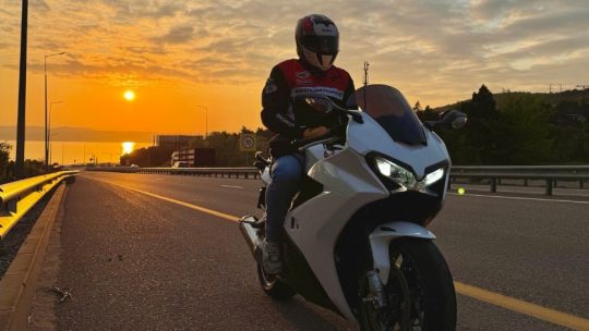 Преимущества аренды мотоцикла в Новороссийске для путешественников