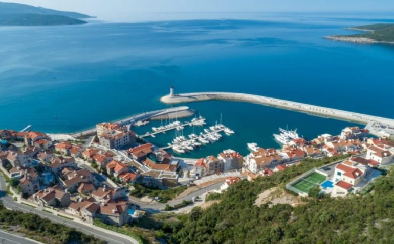 Яхта в Черногории: как выбрать маршрут и не упустить главное