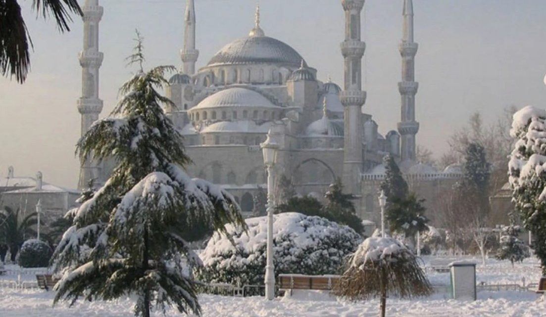 Турция зимой: чем удивляет страна вне пляжного сезона