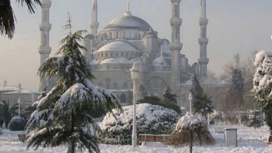 Турция зимой: чем удивляет страна вне пляжного сезона