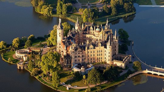 Волшебная Германия озёр и замков: как совместить пляжный отдых и экскурсии за одну поездку​